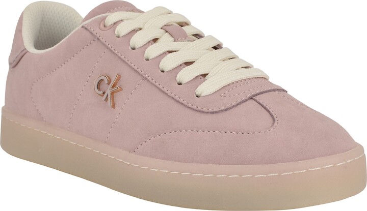 Nicala Low Top Sneaker