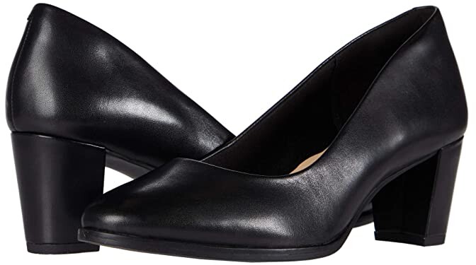 clarks ladies black court shoes