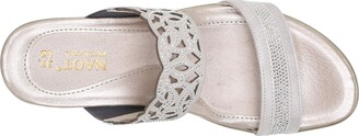 Naot Footwear Contempo (Quartz Leather/Silver Rivets) Women's Shoes