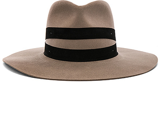Janessa Leone Un Hat