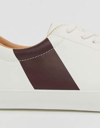 Pull&Bear White Sneaker With Burgundy Side Stripe