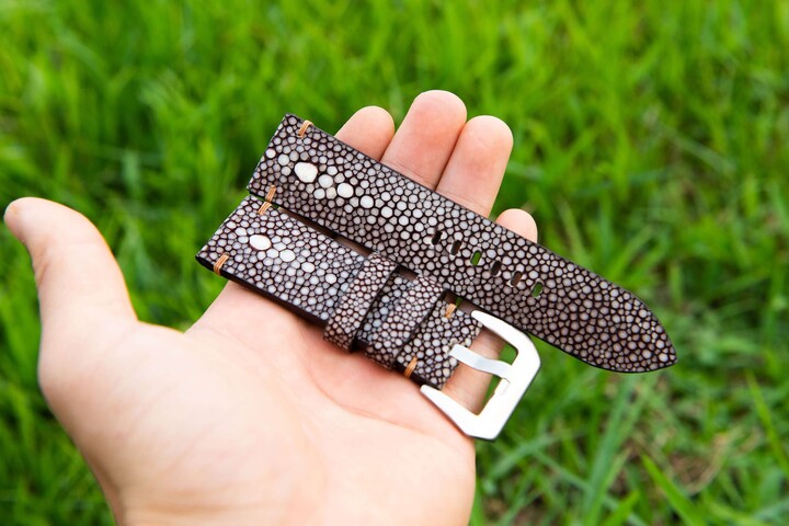 Bespoke Chocolate Double Pearl Stingray Watch Strap, Panerai, Omega, Tudor, Grand Seiko Band 16mm, 18mm, 20mm, 22mm, 24mm Kt73