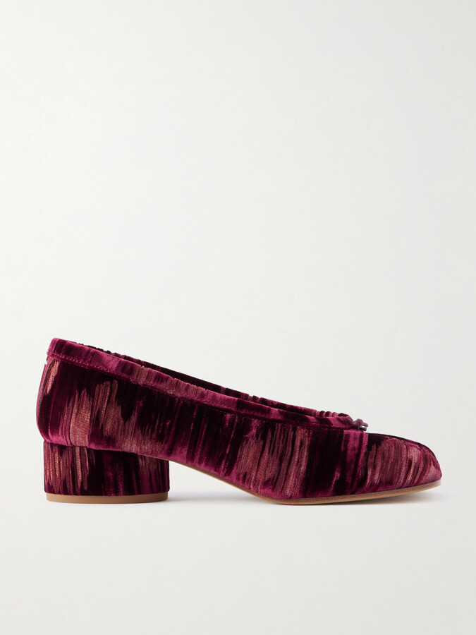 Maison Margiela Tabi Ballerina Split-toe Distressed Velvet Pumps - Pink