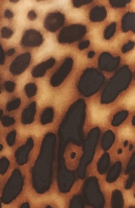 Natori Women's Leopard Robe