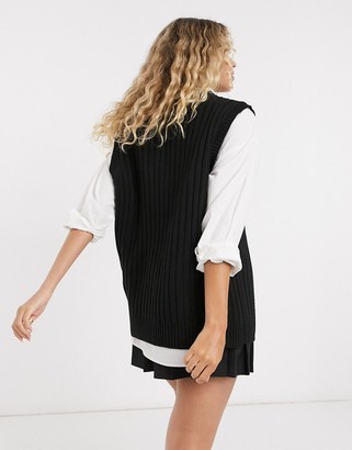 Kickers knitted sweater vest with vintage stripe