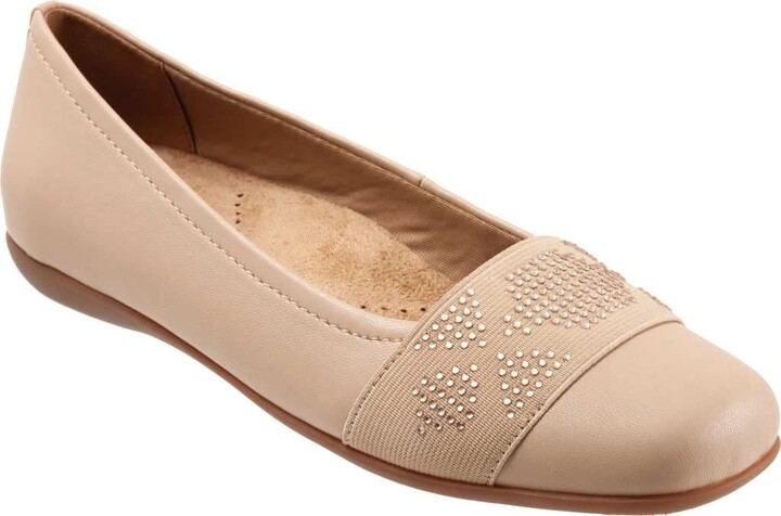Trotters Women's Samantha Ballet Flat