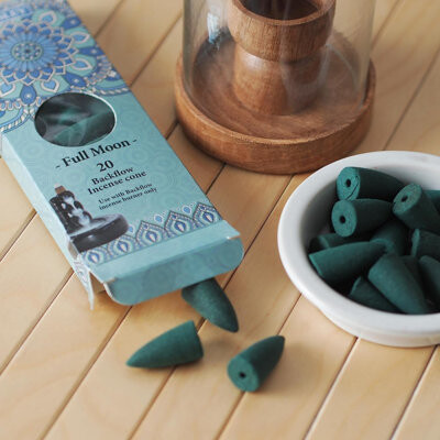 HG Global Hosley 120 Pack of Backflow Fragrance Incense Cones - Full Moon- Infused with Essential Oils. Ideal Gift for Wedding, Events, Aromatherapy, Spa, Reiki