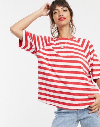 Asos Design DESIGN oversized boxy t-shirt in stripe Asos Design DESIGN oversized boxy t-shirt in stripe