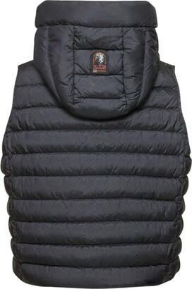 PARAJUMPERSパラジャンパーズTaryn Hood Down Vestダウンベスト Parajumpers Taryn down vest - ShopStyle