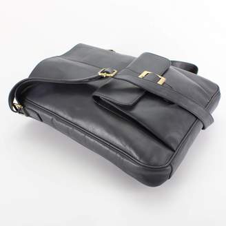 The Leather Store Wilton Large Leather Cossbody Bag