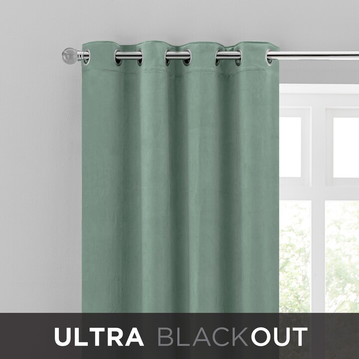 Dunelm Isla Lilypad Thermal Ultra Blackout Eyelet Curtains Green