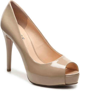 guess patches platform pump