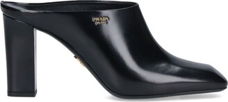 靴 PRADA square toe leather mules black 靴 PRADA Leather Mules Prada Leather Mules | Black | FARFETCH