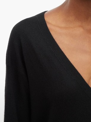 Raey V-neck Fine-knit Cashmere Sweater - Black