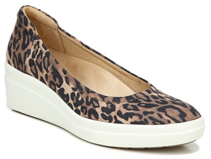 naturalizer sam wedge