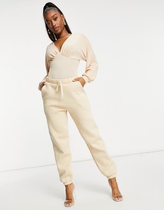 Parallel Lines v neck body with blouson sleeves in natural