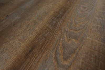 Majesta Member - 7" x 48" x 5 mm Oak Luxury Vinyl Plank