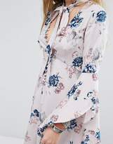 Thumbnail for your product : Honey Punch Button Front Tea Dress With Flared Sleeves And Tie Neck Detail In Floral