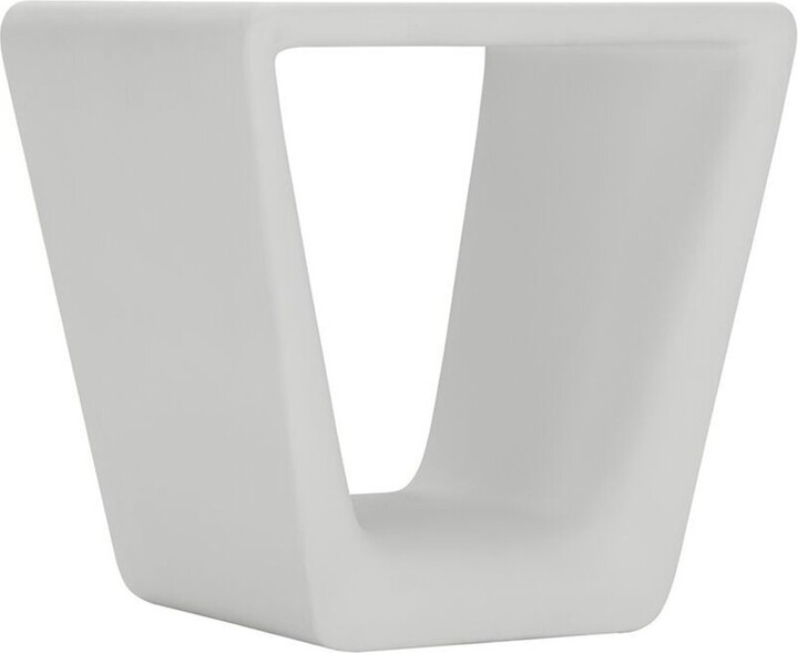 Bernhardt Exteriors Hyannis Accent Table