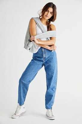 levi's loose fit women's jeans