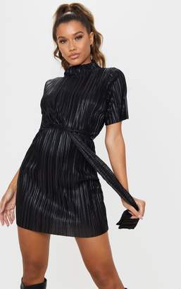 PrettyLittleThing Black Crinkle Foil Tie Waist T Shirt Dress