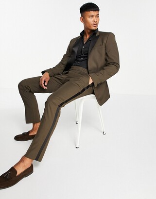 Dark Brown Havana Suit in Pure 4Ply Traveller Wool  SUITSUPPLY Canada