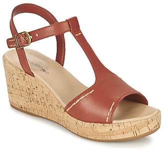 Hush Puppies BLAKELY DURANTE women's Sandals in Red