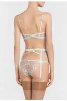 Thumbnail for your product : La Perla Exotique Off-White Leavers Lace Suspender Belt