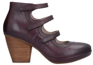 dansko sandra wedge pump