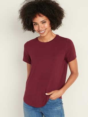 maroon shirt outfit women's