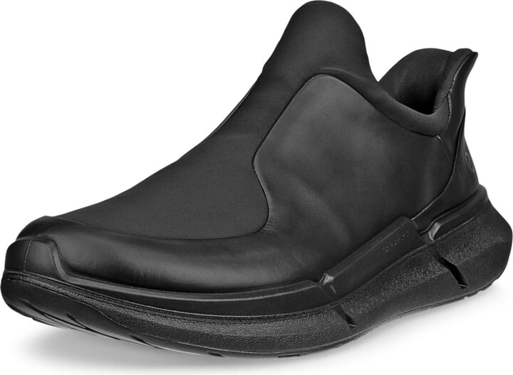 ECCO Women's Biom 2.2 Traveler Slip On Sneaker