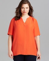 Thumbnail for your product : NYDJ Plus Pleated Back Top