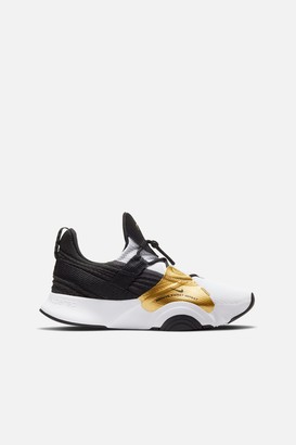 nike black and gold women's sneakers