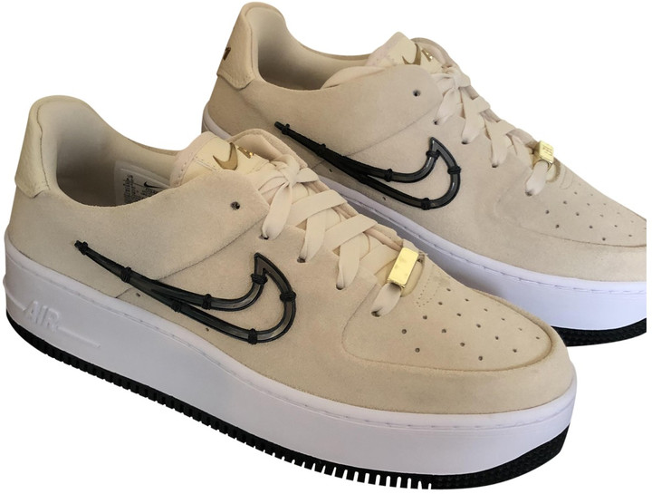 mens nike air force 1 beige