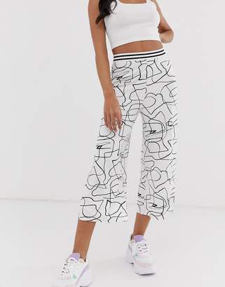 ASOS Design DESIGN culotte pant in non-print with sporty elastic waistband