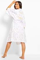 Thumbnail for your product : boohoo Bride Tribe Printed dressing gown