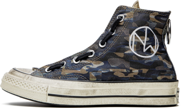 camo chucks low