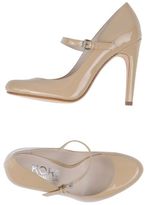 Thumbnail for your product : KORS Pump