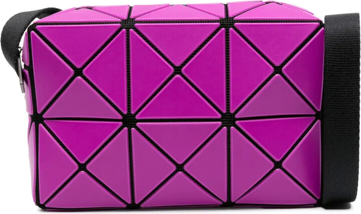 BAO BAO CUBOID ピンク　ISSEY MIYAKE Bao Bao Issey Miyake Cuboid Cross Body Bag | Pink | FARFETCH