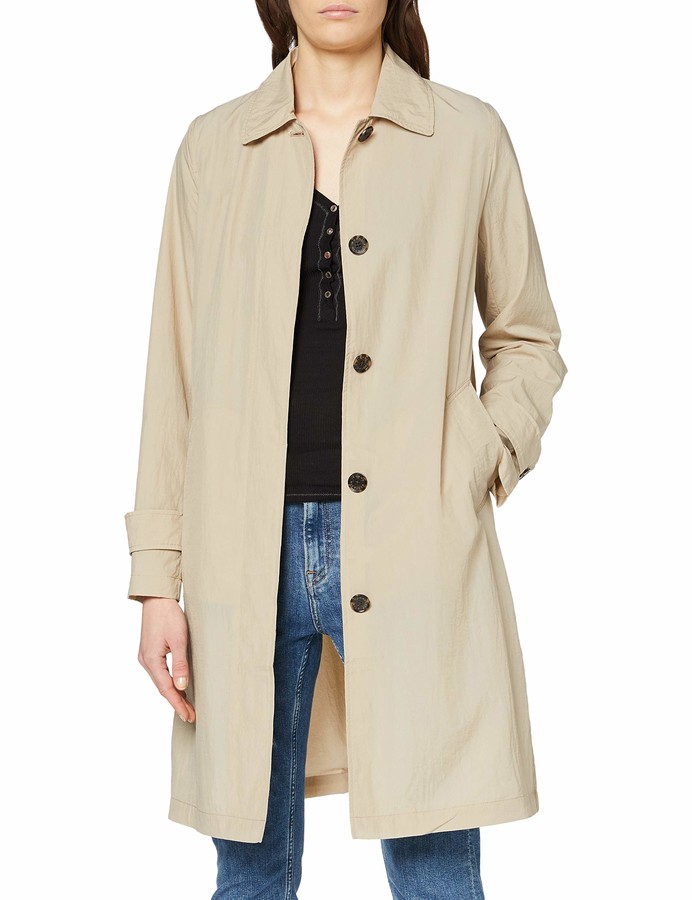 ladies beige mac
