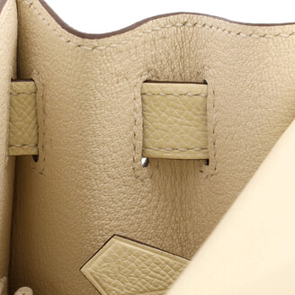 Hermès Kelly Gold Epsom Handbag