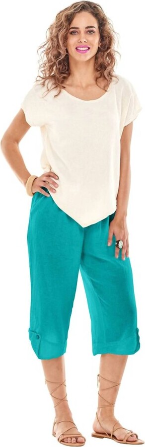 Oh My Gauze Beth Short Capri In Reef