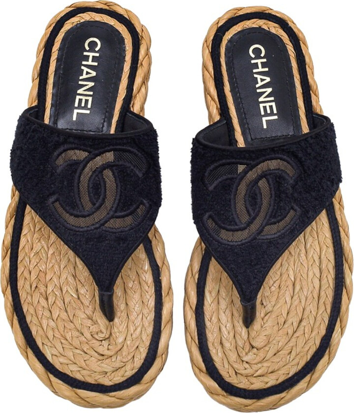 Chanel Cloth flip flops - ShopStyle Sandals