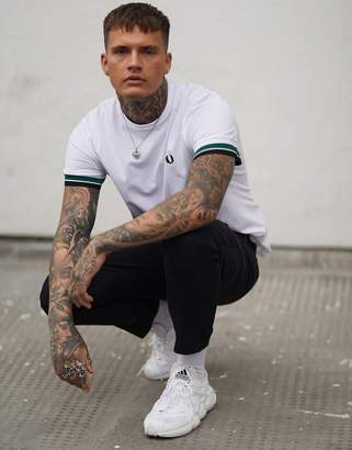 Fred Perry t-shirt with tipped rib cuff in white