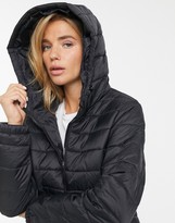Thumbnail for your product : New Look lightweight puffer jacket in black
