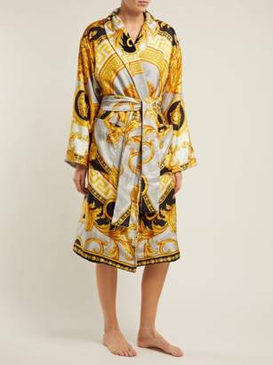 Versace La Coupe Des Dieux Baroque Print Silk Robe - Womens - Grey Gold