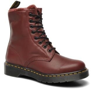 Dr. Martens Women's Serena Rounded toe Ankle Boots in Burgundy