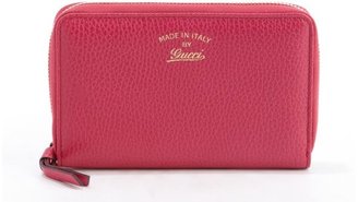 Gucci fuchsia leather 'Swing' zip medium wallet