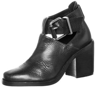 Shellys ICESS Ankle boots black