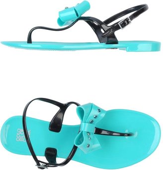 Colors of California Thong sandals